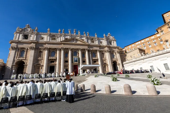 الفاتيكان يخصّص يومًا لعالم العمل ضمن يوبيل 2025 «حجّاج رجاء»