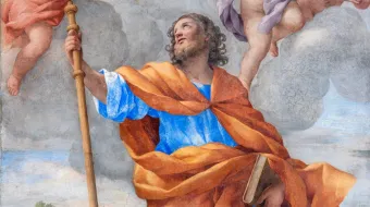 لوحة جداريّة للقدّيس يعقوب الكبير في كنيسة القدّيس يعقوب في روما، إيطاليا مصدر الصورة: Renata Sedmakova/Shutterstock