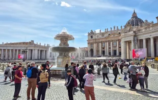 إدارة خيور الكرسيّ الرسوليّ تكشف أرقام ميزانيّتها للعام 2024 مصدر الصورة: Frank Goma/Shutterstock