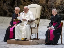 البابا فرنسيس يشرح رذيلة الكسل صباح اليوم في قاعة بولس السادس-الفاتيكان