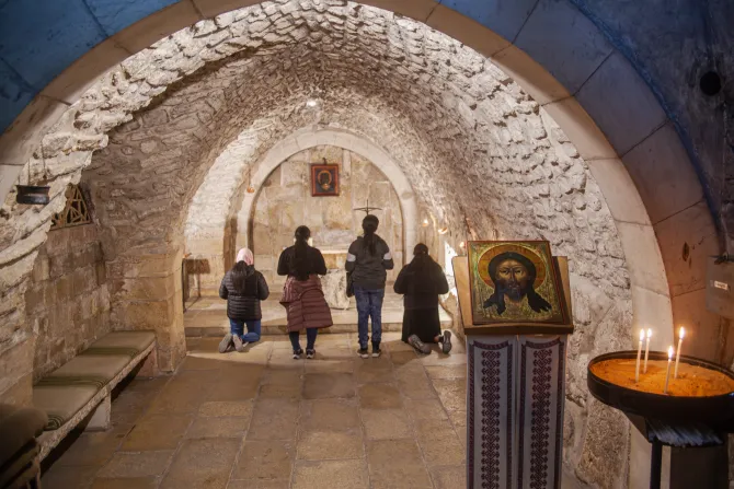 كنيسة القدّيسة فيرونيكا عند المرحلة السادسة من درب الآلام-القدس