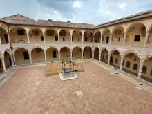 الدير المقدّس في أسّيزي الإيطاليّة