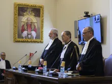 محاكمة الكاردينال أنجلو بيتشو على صعيد الاستئناف تنطلق في الفاتيكان