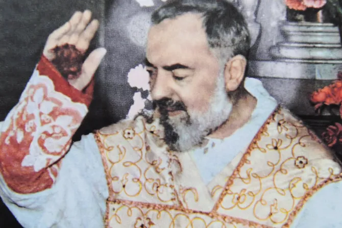 القدّيس بيو من بييترلشينا