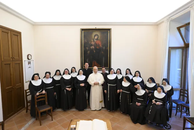 البابا لاوون الرابع عشر يزور دير راهبات الكلاريس في منطقة ألبانو الإيطاليّة