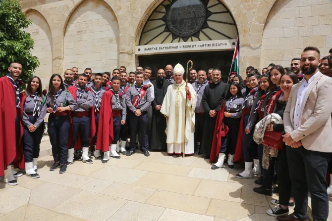 الرسامة الأسقفيّة للنائب البطريركي للاتين في الأردن الأب القانونيّ جمال دعيبس.