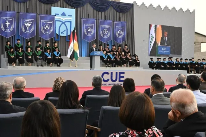 الجامعة الكاثوليكيّة في أربيل تُخرّج 25 طالبًا وطالبة