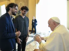 البابا فرنسيس يلتقي موسيقيّين يشاركون في مسابقة الميلاد 2023