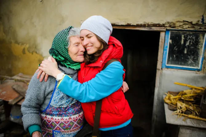 تسعى الكنيسة الكاثوليكية إلى التشجيع على مبادرات تحمي الأخوّة الإنسانيّة وتأخذ المبادئ الأخلاقيّة في عين الاعتبار