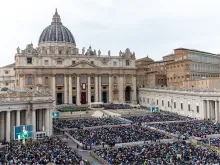 «مكتب العمل في الكرسيّ الرسوليّ» يردّ على استطلاع رأي يُظهر استياء العاملين لدى الكرسيّ الرسوليّ