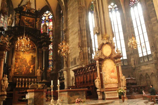 رحلة تأمّلٍ بصريّ وروحيّ