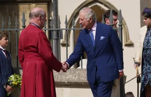 الملك تشارلز يشارك مع العائلة المالكة صباح الأحد الماضي بصلوات عيد الفصح في كنيسة القديس جورج-وندسور Provided by: The Royal Family-Facebook