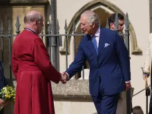 الملك تشارلز يشارك مع العائلة المالكة صباح الأحد الماضي بصلوات عيد الفصح في كنيسة القديس جورج-وندسور