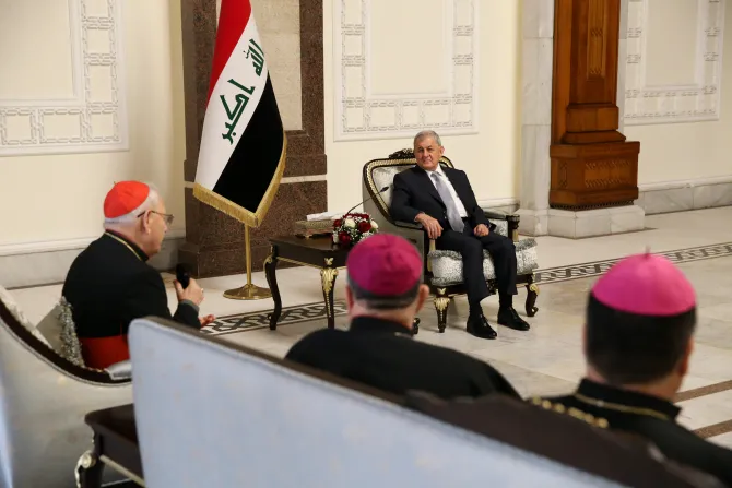 رئيس الجمهورية العراقية عبد اللطيف جمال رشيد يستقبل البطريرك ساكو في قصر بغداد في 2 فبراير/شباط 2023