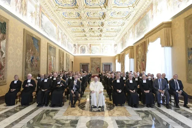 لقاء البابا فرنسيس بأعضاء الإخوة المسيحيين (دي لا سال) في 21 مايو 2022.