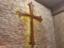 صليب كلداني في كنيسة مار كوركيس، تلّ أسقف-العراق