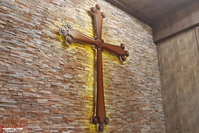 صليب كلداني في كنيسة مار كوركيس، تل أسقف-العراق