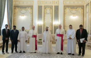 القاسمي يلتقي مسؤولي الكنيسة الكاثوليكيّة في قصر البديع، الشارقة Provided by: WAM