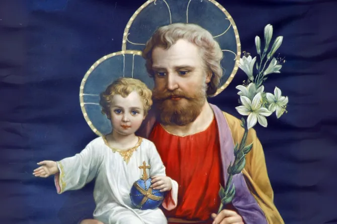 القدّيس يوسف يحمل الطفل يسوع