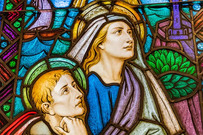 لوحة زجاجية للقديسة مونيكا والقديس أغسطينوس في كاتدرائية القديس أغسطينوس في توكسون أريزونا-الولايات المتحدة الأميركية