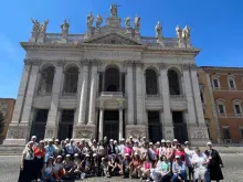 إرساليّة العائلة المقدّسة في فرنسا تنظّم رحلة حجّ مثمرة إلى إيطاليا