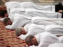 بدأت الخدمة الشمّاسيّة في الكنيسة الأولى عقب تزايُد أعداد المؤمنين وتعاظُم احتياجاتهم