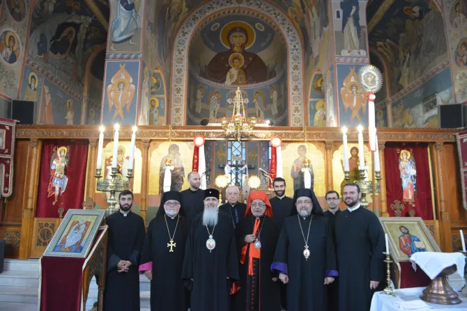 الكنيسة الأرمينيّة الكاثوليكيّة تحيي الذكرى المئويّة لوجودها في اليونان بحضور ميناسيان-1