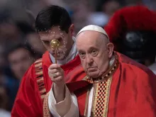 البابا فرنسيس يترأس قداس أحد العنصرة في بازيليك القديس بطرس الفاتيكانيّة