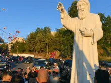 لبنان يحتفل بعيد مار شربل والراعي يدشّن كنيسة على اسمه