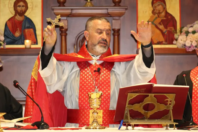 الرئيس العامّ للرهبانيّة الأنطونيّة المارونيّة الأباتي جوزف بو رعد