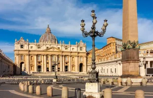 بازيليك وساحة القدّيس بطرس في الفاتيكان مصدر الصورة:Mistervlad/Shutterstock