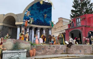 المغارة الميلاديّة في ساحة القدّيس بطرس مصدر الصورة: Ave Maria