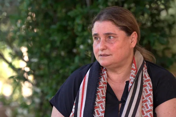 أنطونيا سالتزانو، والدة الطوباويّ أكوتيس، في مقابلة مع «إي دبليو تي إن»