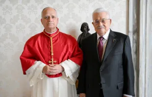 البابا لاوون الرابع عشر يلتقي صباح اليوم رئيس السلطة الفلسطينيّة محمود عبّاس في القصر الرسوليّ الفاتيكانيّ مصدر الصورة: فاتيكان ميديا