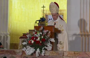 الراعي يترأّس القدّاس الإلهيّ في المقرّ البطريركيّ الصيفيّ-الديمان. مصدر الصورة: البطريركيّة المارونيّة
