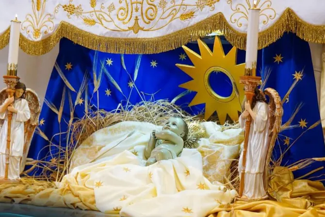 من قدّاس منتصف ليل عيد الميلاد الذي ترأّسه الكاردينال بييرباتيستا بيتسابالا في كنيسة القدّيسة كاترينا-بيت لحم، الأراضي المقدّسة