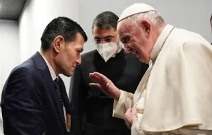 البابا فرنسيس يلتقي مع عبد الله كردي في أربيل ، العراق ، في 7 مارس 2021. Vatican Media