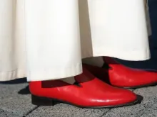 أحذية البابا بنديكتوس السادس عشر
