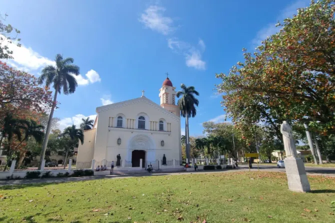 كنيسة مار توما ومار شربل في العاصمة الكوبيّة هافانا