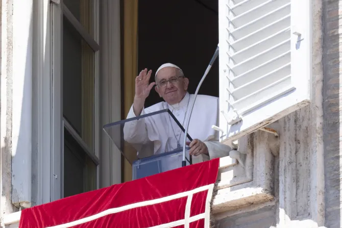 البابا فرنسيس اليوم خلال صلاة التبشير الملائكي