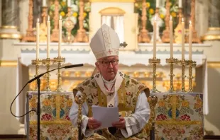 رئيس أساقفة وستمنستر الكاردينال فيسينت نيكولز يحتفل بالقداس الإلهي في لندن في 11 سبتمبر/أيلول 2022 Provided by: Mazur/cbcew.org.uk/CNA