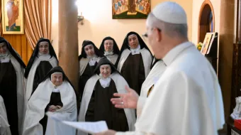 البابا لاوون الرابع عشر يلتقي الراهبات الكرمليّات الحافيات المحصّنات في حريصا مصدر الصورة: فاتيكان ميديا