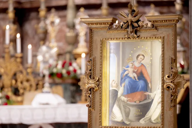 لوحة لمريم العذراء في روما