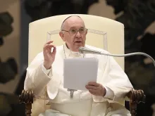 البابا فرانسيس خلال اللقاء الأسبوعي العام جمهور في قاعة بول السادس - الفاتيكان