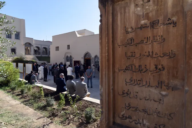 جانب من الاحتفال الرسميّ بافتتاح كنيستَي الطاهرة الكلدانيّة ومار توما للسريان الأرثوذكس في الموصل، العراق