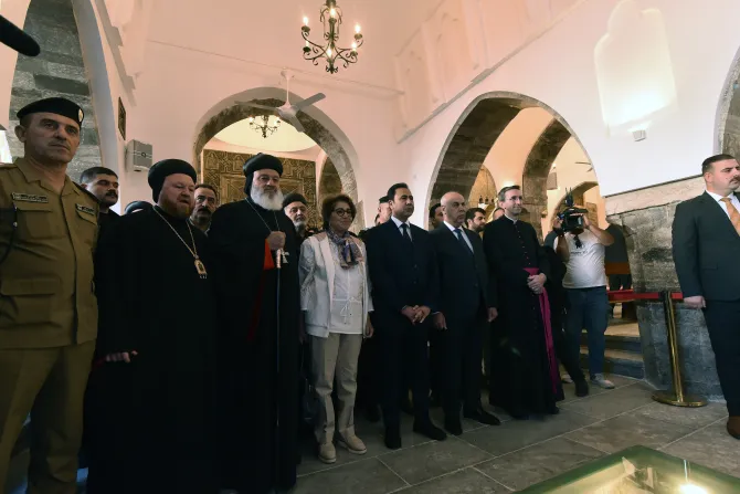 جانب من الاحتفال الرسميّ بافتتاح كنيستَي الطاهرة الكلدانيّة ومار توما للسريان الأرثوذكس في الموصل، العراق