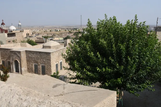 قبر النبي ناحوم الألقوشي