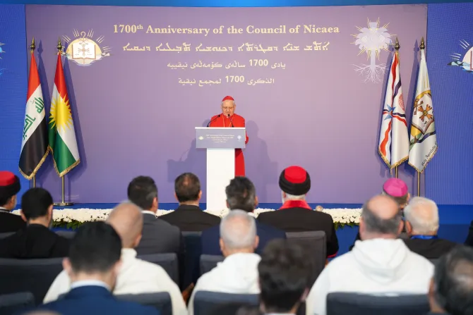 جانبٌ من أعمال مؤتمر كنيسة المشرق الآشوريّة احتفالًا بالـذكرى الـ1700 لانعقاد مَجْمَع نيقيا