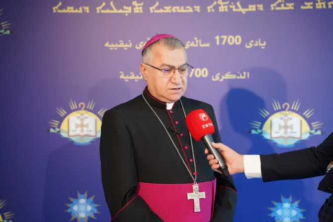 جانبٌ من أعمال مؤتمر كنيسة المشرق الآشوريّة احتفالًا بالـذكرى الـ1700 لانعقاد مَجْمَع نيقيا