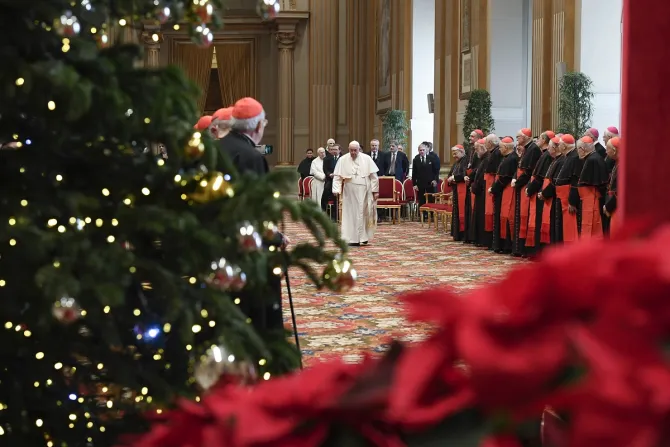 البابا يلتقي أعضاء الكوريا الرومانيّة يوم 22 ديسمبر/كانون الأوّل 2022-غلاف
